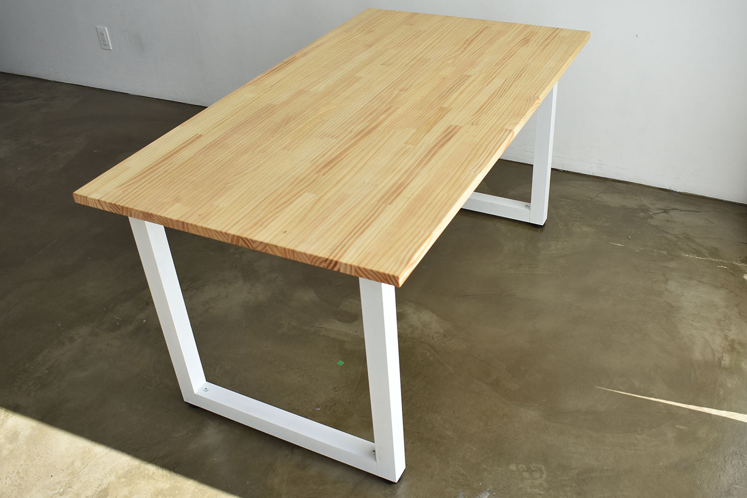 机 テーブル 作業台 天板パイン集成材  幅130cm ナチュラル×ホワイト